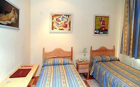 CH Plaza D'Ort Rooms Madrid